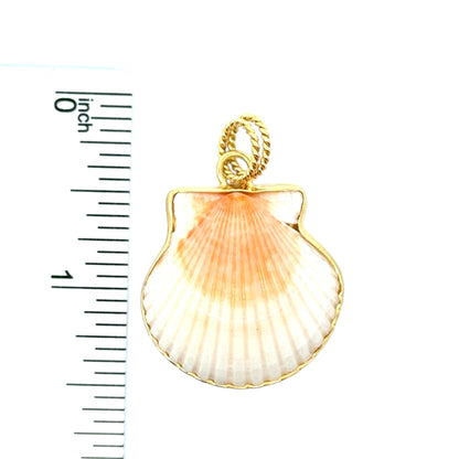 Gold Scallop Pendant