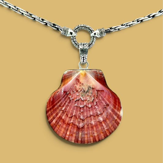 Zig Zag Flat Scallop Pendant 2