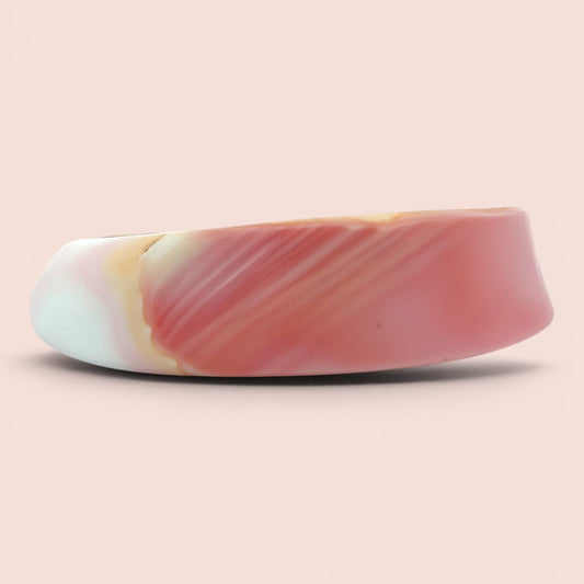 Queen Conch Bangle (Large)